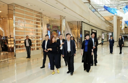 �����ּ��ŵ�ί��ǡ����³�ţ����һ���Ӳ�����ֿعɹ�˾����������������