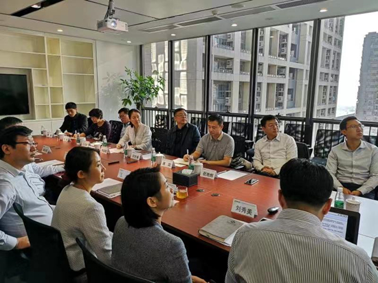 ����������ί�쵼һ�е��м����Ⲻ��Ŀ