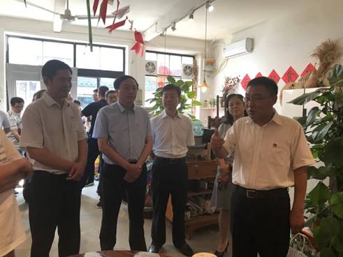 ��������ί���¬ӳ�������������һ�е��а����½���������Ŀ