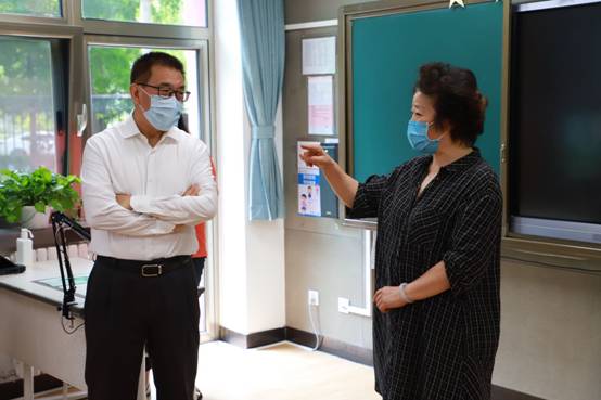 ���쵼��������ѧ����ѧ���κ������������